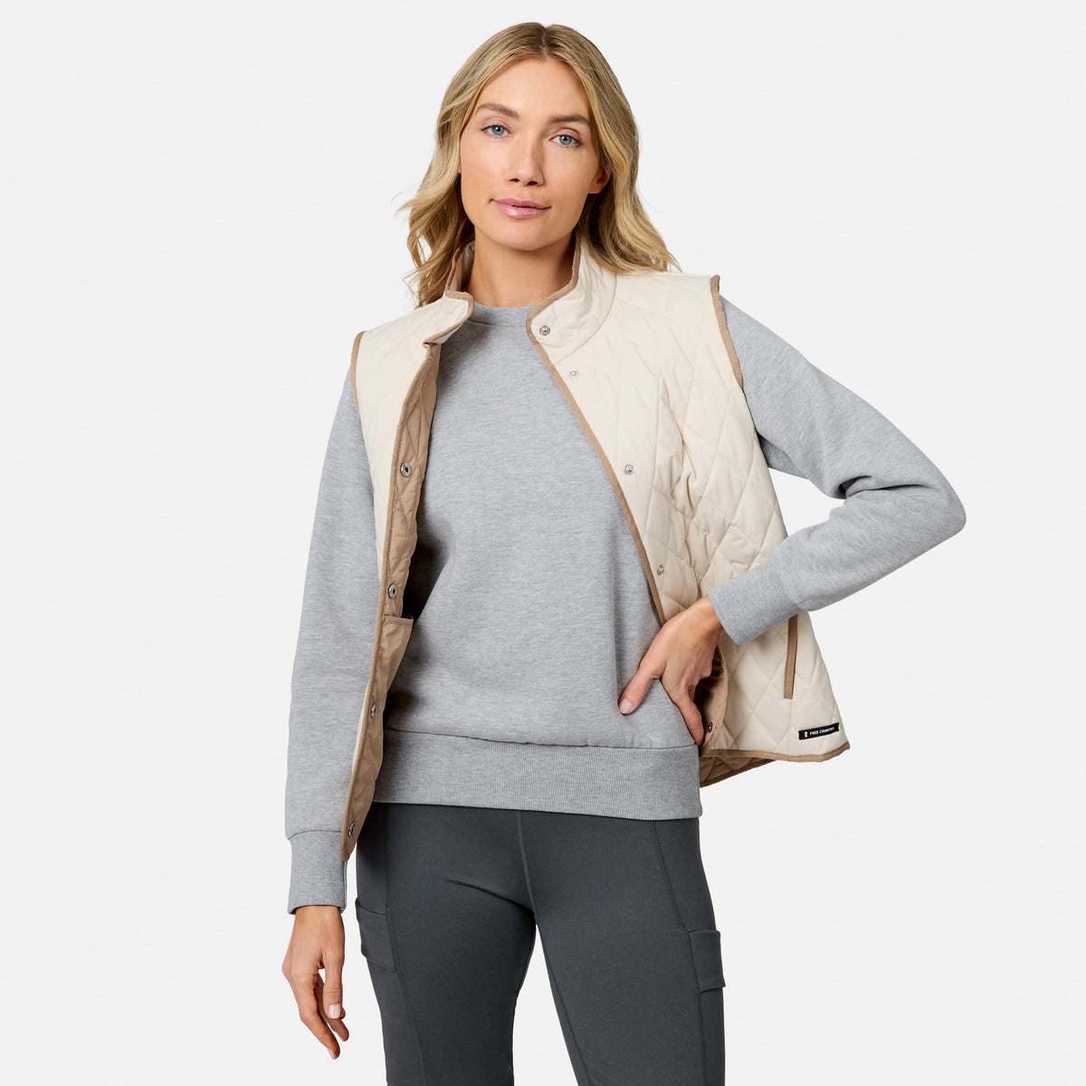 Women's Cirrus Diamond Quilted Button Down Vest