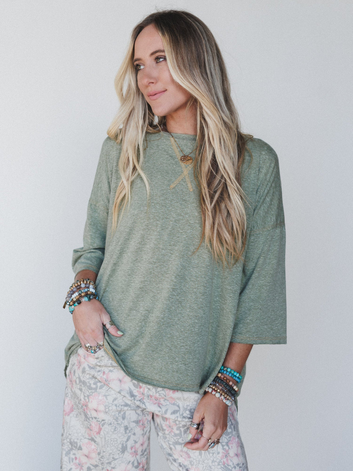 The Nest Callie Split Back Top - Olive