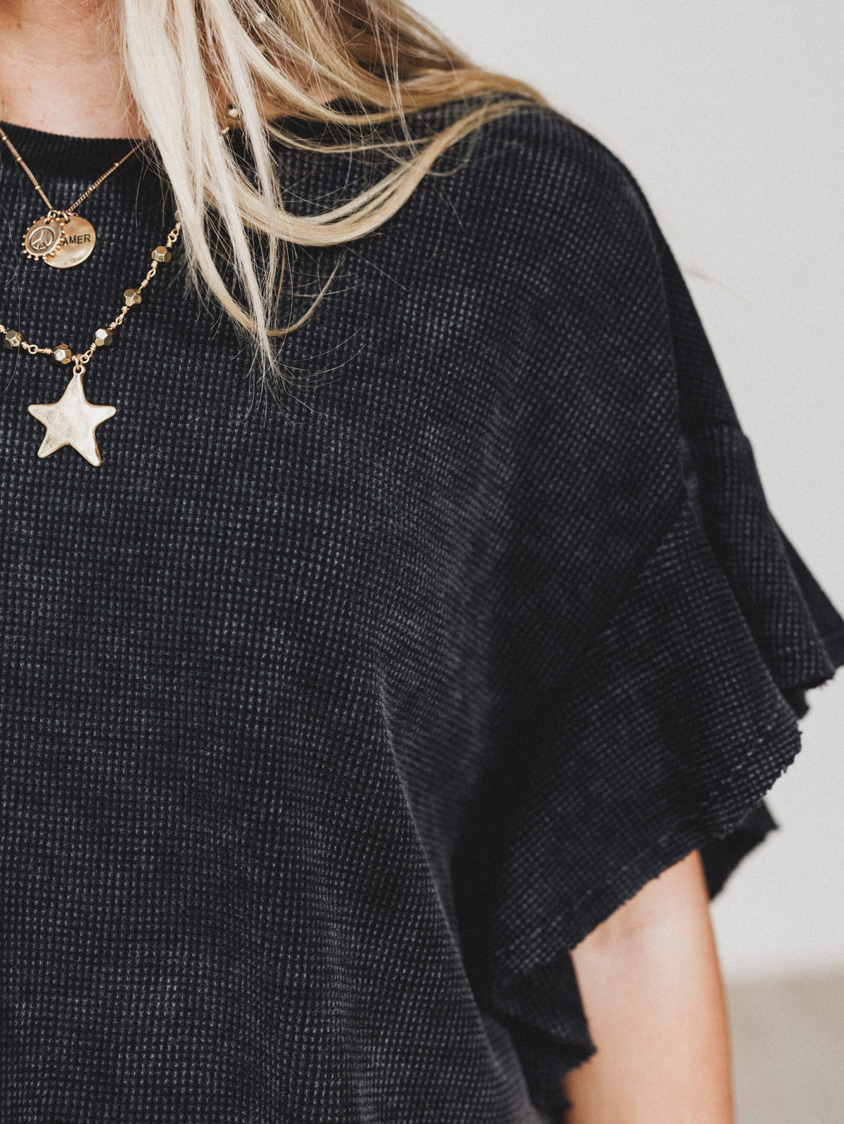 Ruffle Sleeve Tee - Ash Black