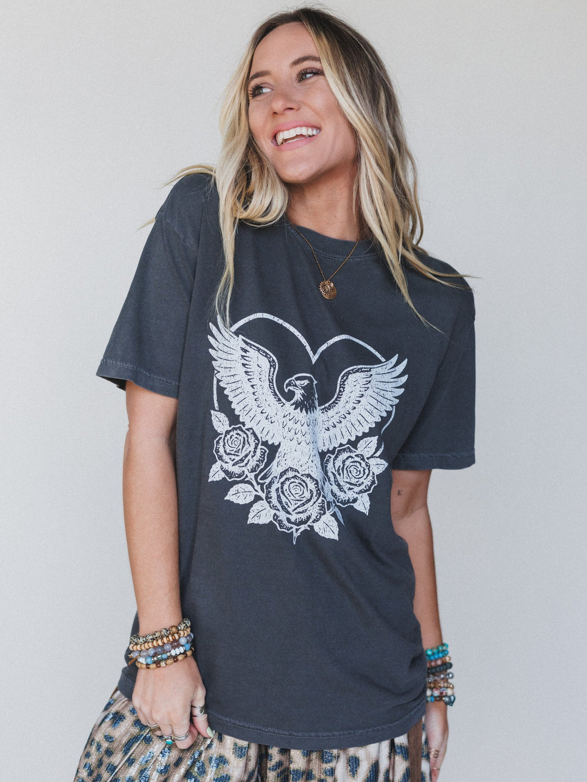 The Nest Soaring Romance Graphic Tee - Pepper